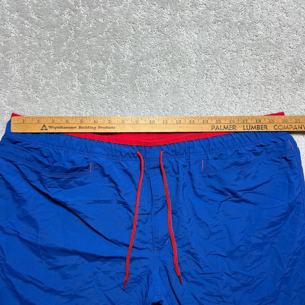 Duluth Trading Co Grab Shorts Mens 2XL Blue Red‎ Swim Trunks Board Mesh Lined